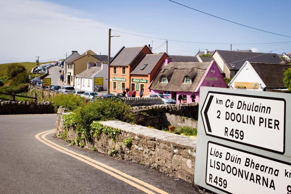 Salt Cliff Cottage Doolin Exterior photo